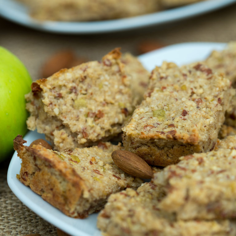 3Ingredient Apple Almond Breakfast Bars Nest and Glow