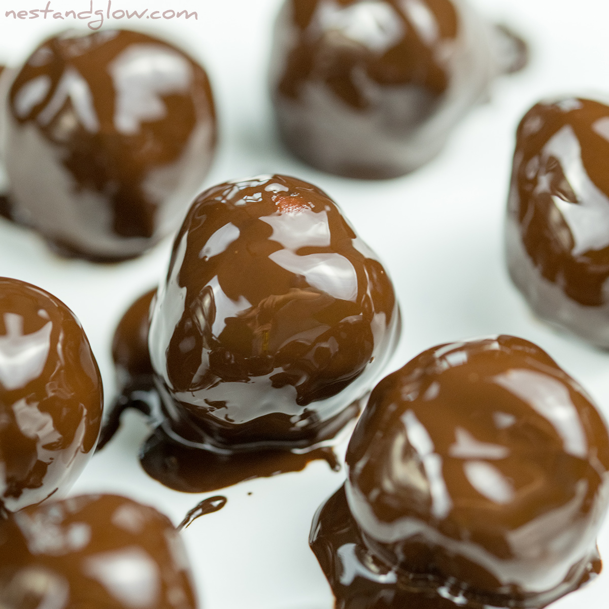 3-Ingredient Cherry Chocolate Balls [healthy vegan recipe]