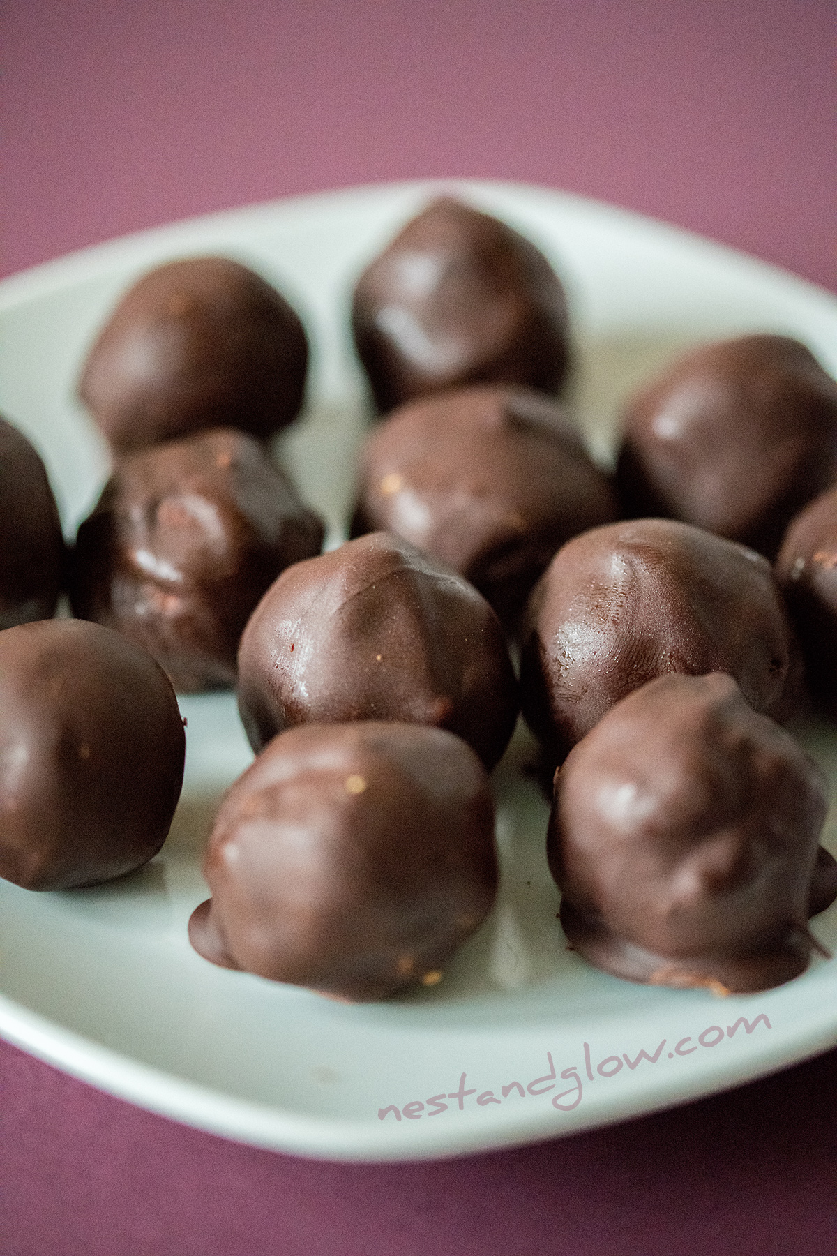 3-Ingredient Chocolate Cookie Dough Bites – Nest and Glow